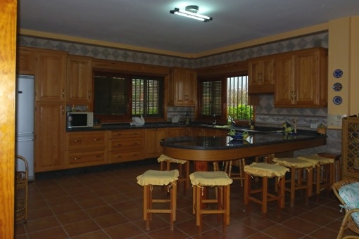 Amplia cocina totalmente equipada