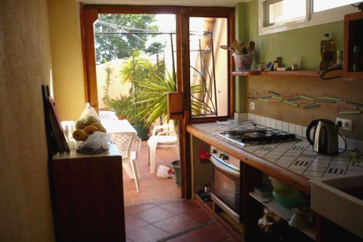 Cocina vivienda principal