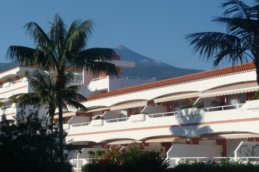 Terrazas con vista al Teide y mar