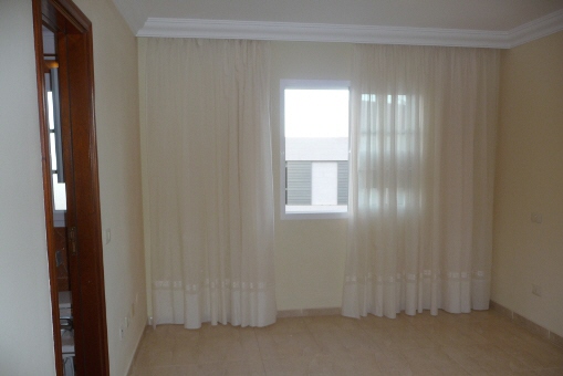 Dormitorio principal con baño privado