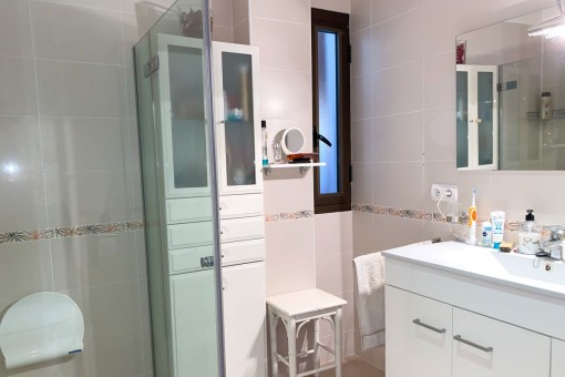 Baño con ducha