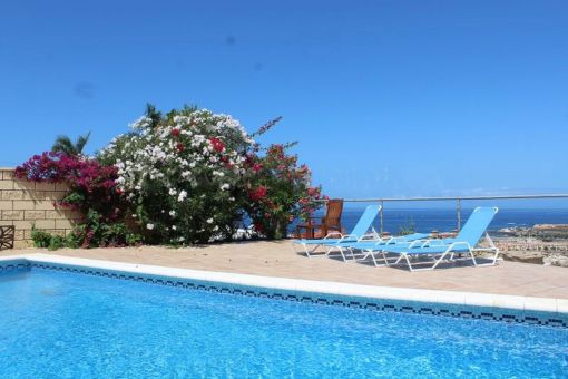 Piscina soleada