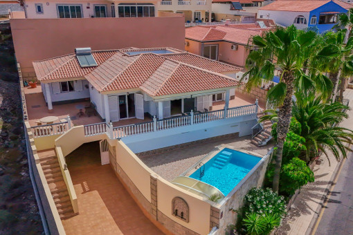 Villa en Callao Salvaje