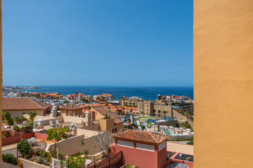 Precioso ático de tres dormitorios en la exclusiva zona de El Duque, Costa Adeje